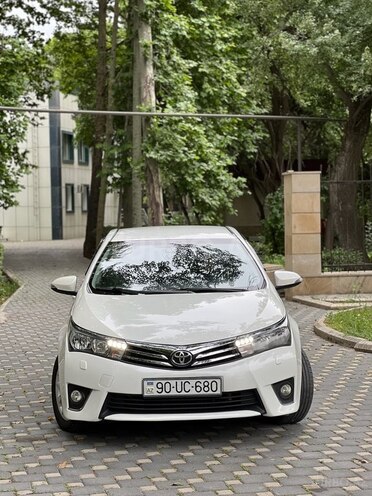 Toyota Corolla 2013, 158,000 km - 1.6 l - Yevlax