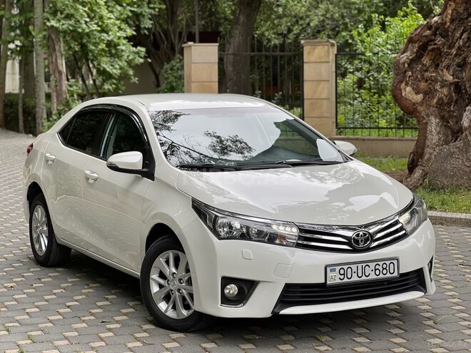 Toyota Corolla 2013, 158,000 km - 1.6 l - Yevlax