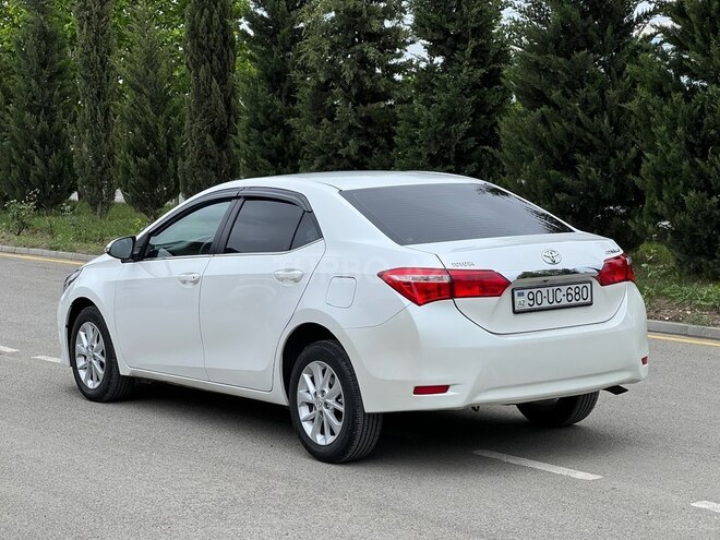 Toyota Corolla 2013, 158,000 km - 1.6 l - Yevlax