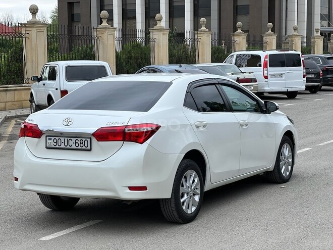 Toyota Corolla 2013, 158,000 km - 1.6 l - Yevlax