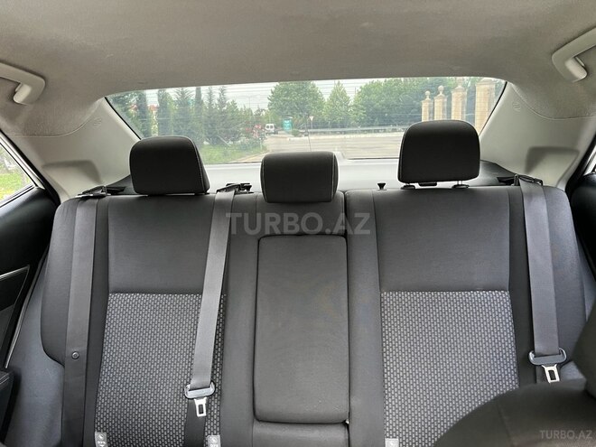 Toyota Corolla 2013, 158,000 km - 1.6 l - Yevlax
