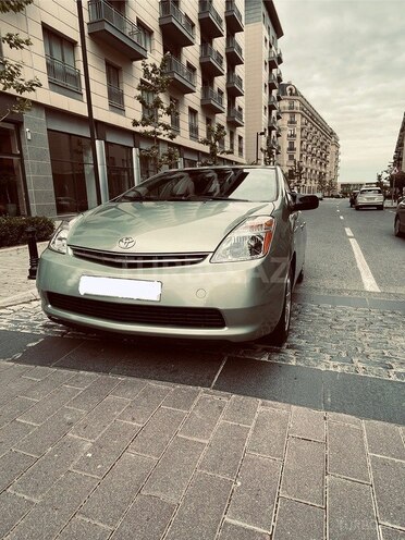 Toyota Prius-1