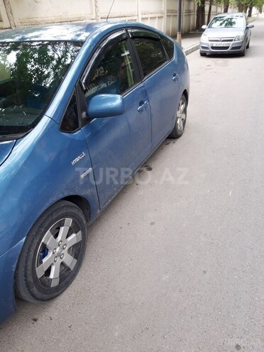 Toyota Prius 2008, 215,000 km - 1.5 l - Qusar