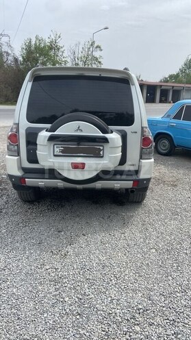 Mitsubishi Pajero 2008, 242,000 km - 3.0 l - Ağdaş