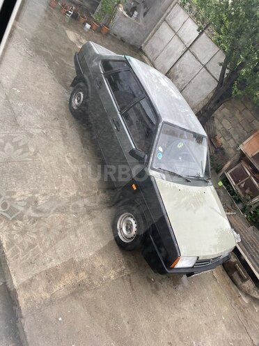 LADA (VAZ) 21099 1995, 250,000 km - 1.5 l - Quba