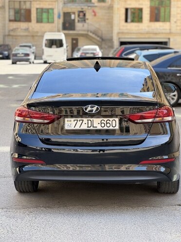Hyundai Elantra 2017, 112,000 km - 2.0 л - Xırdalan