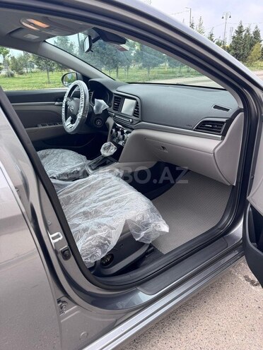 Hyundai Elantra 2019, 121,200 km - 2.0 l - Sumqayıt