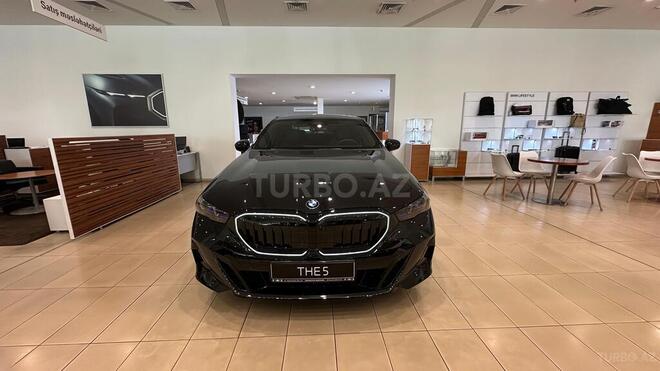 BMW 520-1