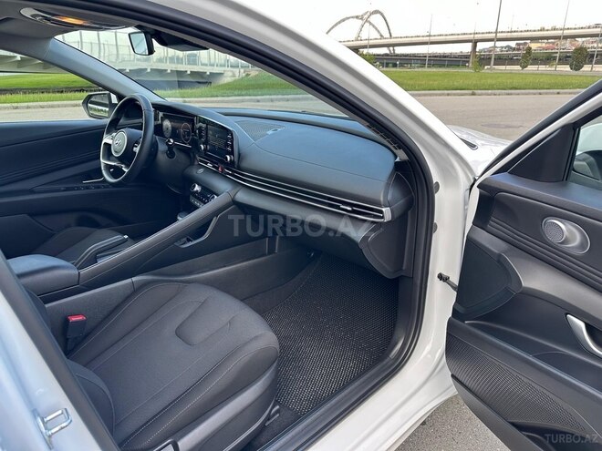 Hyundai Elantra 2024, 36,000 km - 2.0 л - Bakı