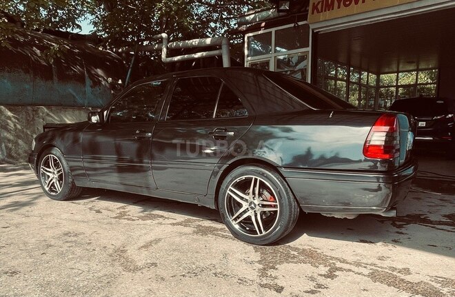 Mercedes C 250 d 1994, 480,080 km - 2.5 l - Gəncə