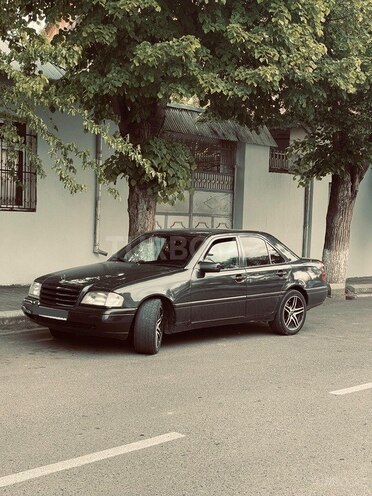 Mercedes C 250 d 1994, 480,080 km - 2.5 l - Gəncə