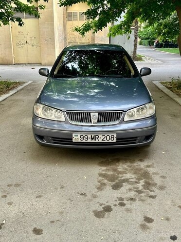 Nissan Sunny-1