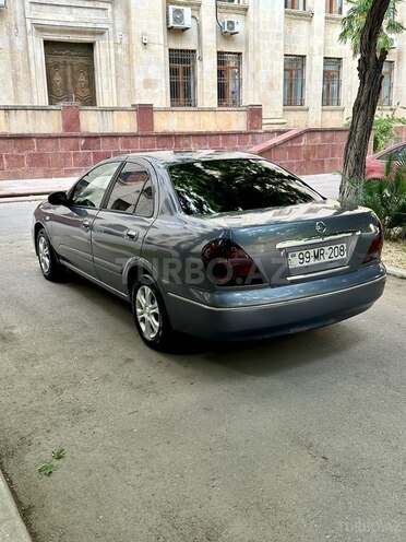Nissan Sunny-8
