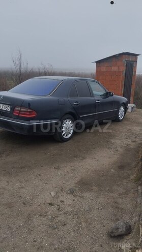 Mercedes E 220 d 2000, 349,000 km - 2.2 l - Lənkəran