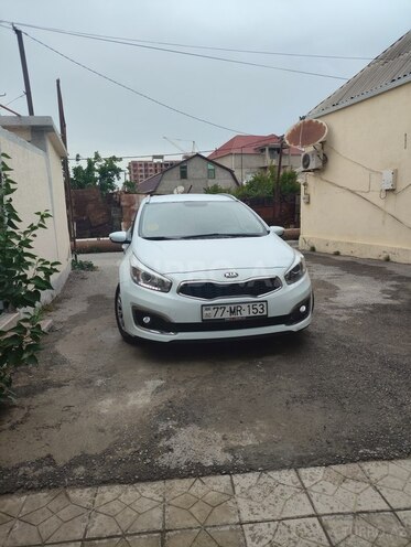 Kia Ceed 2015, 231,000 km - 1.4 l - Sumqayıt