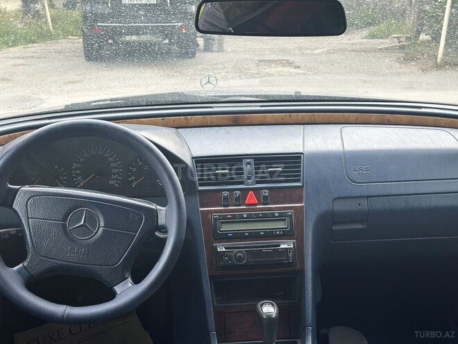 Mercedes C 240 1997, 391,000 km - 2.4 l - Bakı