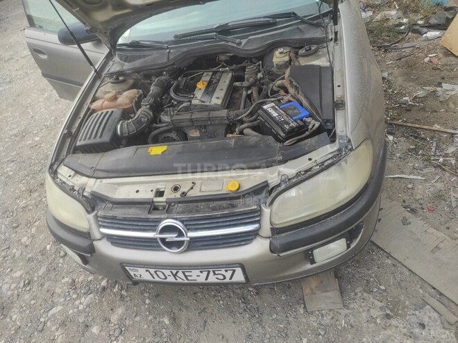 Opel Omega 1997, 200,000 km - 2.0 l - Sumqayıt