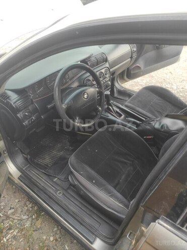 Opel Omega 1997, 200,000 km - 2.0 l - Sumqayıt