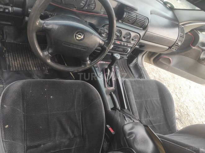 Opel Omega 1997, 200,000 km - 2.0 l - Sumqayıt