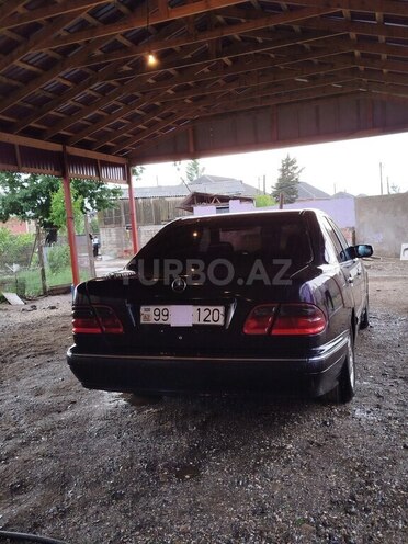Mercedes E 220 d 2000, 260,000 km - 2.2 l - Lənkəran