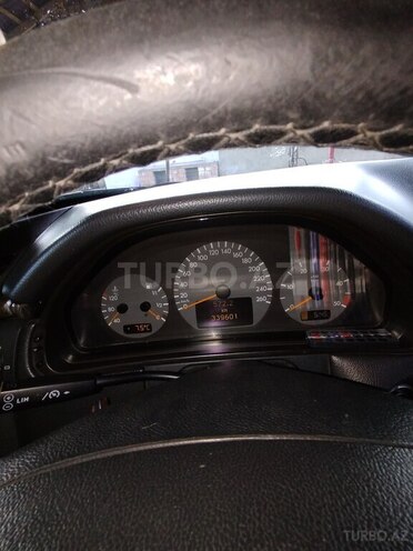 Mercedes E 220 d 2000, 260,000 km - 2.2 l - Lənkəran
