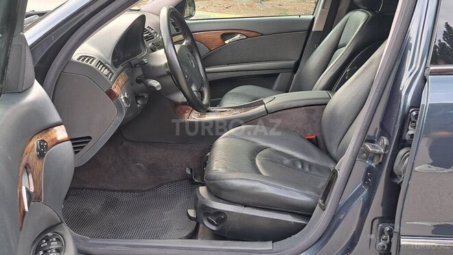 Mercedes E 240 2002, 248,369 km - 2.6 l - Bakı