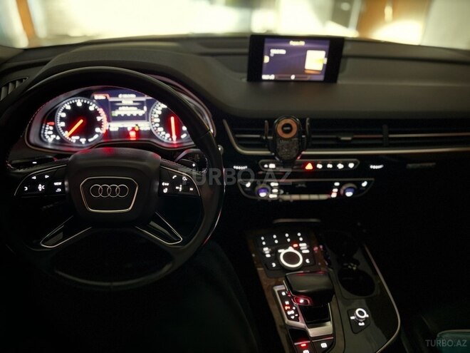 Audi Q7 2016, 160,976 km - 3.0 l - Bakı