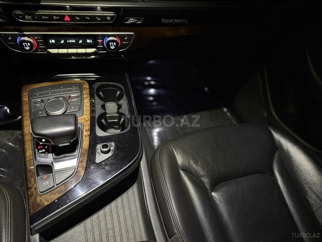 Audi Q7 2016, 160,976 km - 3.0 l - Bakı
