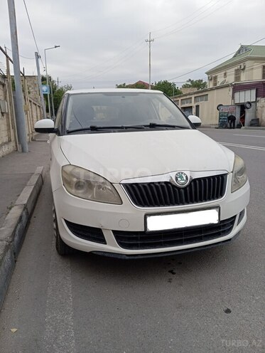 Skoda Fabia 2011, 292,000 km - 1.6 l - Bakı