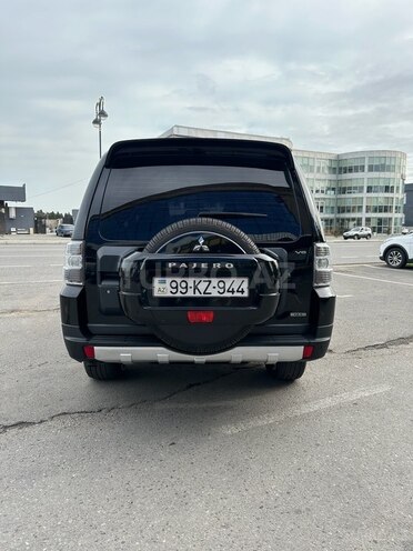 Mitsubishi Pajero 2007, 187,000 km - 3.0 л - Bakı
