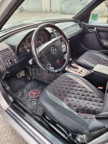 Mercedes C 220 d 1998, 289,000 km - 2.2 l - Xırdalan