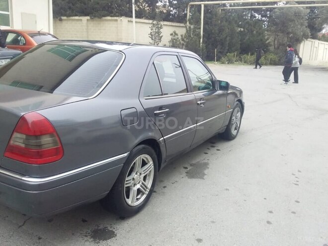 Mercedes C 180 1995, 338,000 km - 1.8 л - Zaqatala