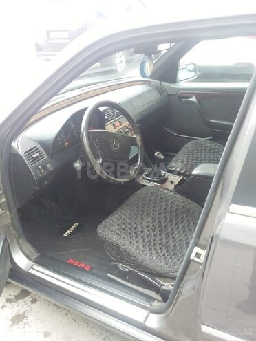 Mercedes C 180 1995, 338,000 km - 1.8 л - Zaqatala