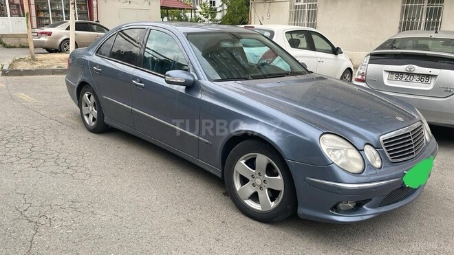 Mercedes E 320 2003, 220,000 km - 3.2 l - Bakı