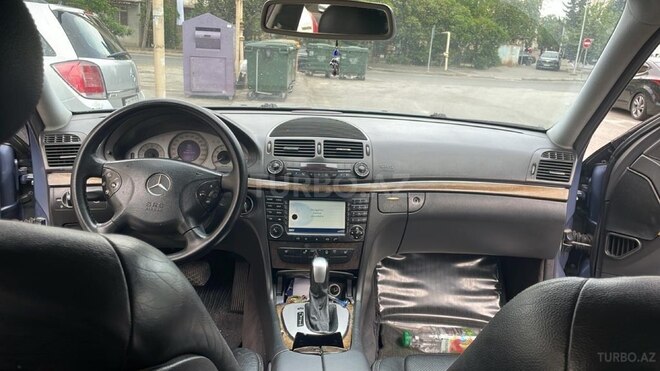 Mercedes E 320 2003, 220,000 km - 3.2 l - Bakı