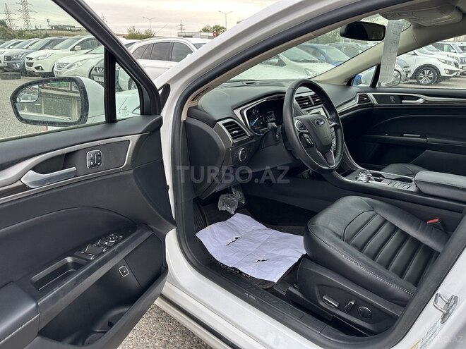 Ford Fusion (North America)-15