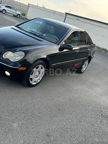 Mercedes C 240 2002, 318,000 km - 2.4 l - Sumqayıt