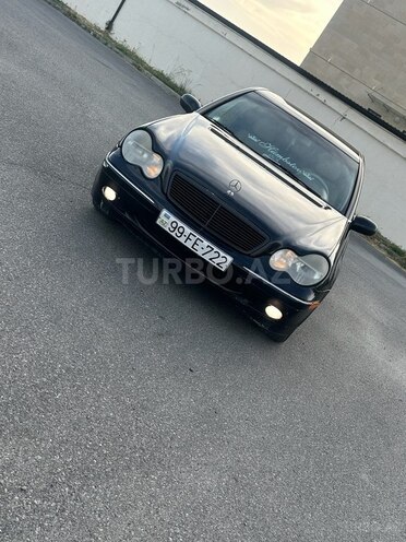 Mercedes C 240 2002, 318,000 km - 2.4 l - Sumqayıt