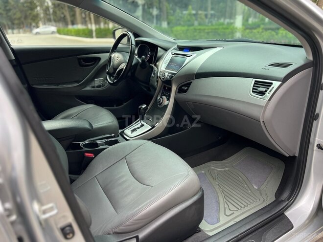 Hyundai Elantra 2011, 210,000 km - 1.8 л - Xırdalan