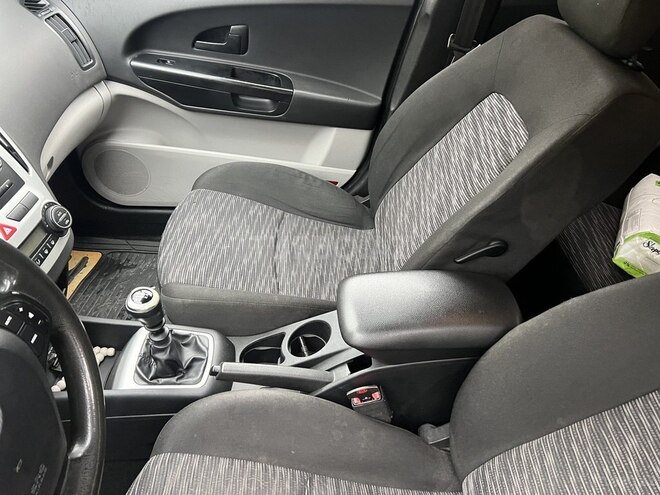 Kia Ceed 2008, 284,315 km - 1.6 л - Zaqatala