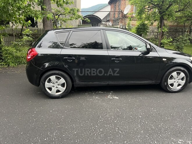 Kia Ceed 2008, 284,315 km - 1.6 л - Zaqatala