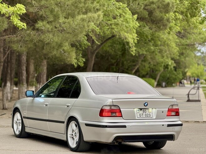 BMW 525 2003, 284,368 km - 2.5 l - Bakı