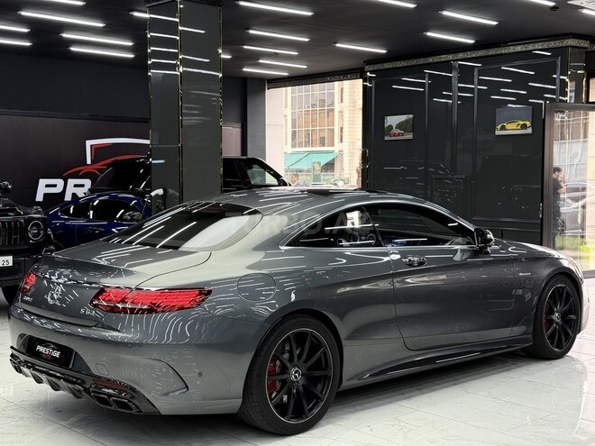 Mercedes S 63 AMG Coupe-19