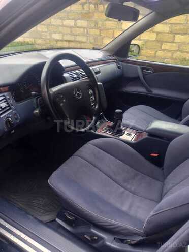 Mercedes E 220 d 2001, 345,213 km - 2.2 l - Tovuz