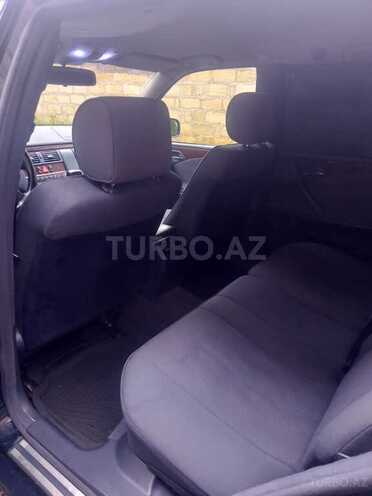 Mercedes E 220 d 2001, 345,213 km - 2.2 l - Tovuz