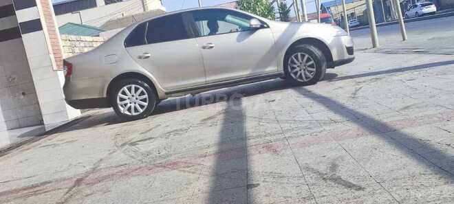 Volkswagen Jetta 2007, 260,000 km - 1.6 л - Bakı