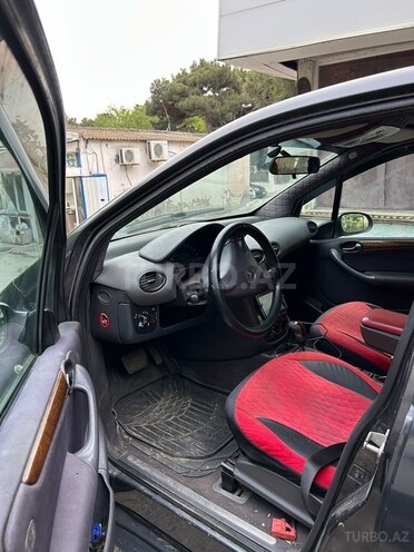 Mercedes A 160 2001, 281,770 km - 1.6 l - Bakı