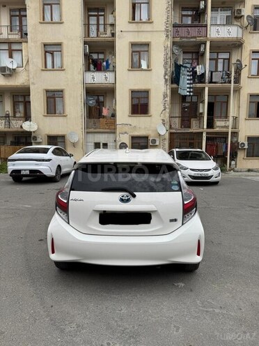 Toyota Aqua 2019, 150,000 km - 1.5 л - Bakı
