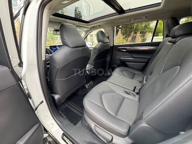 Toyota Highlander 2023, 50,367 km - 2.5 l - Bakı