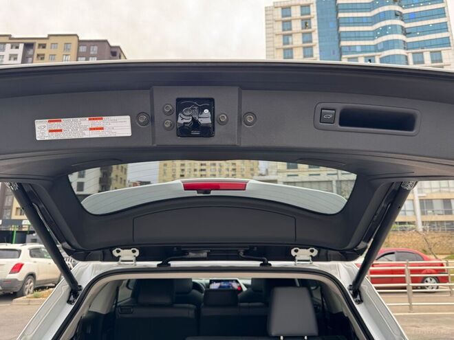 Toyota Highlander 2023, 50,367 km - 2.5 l - Bakı